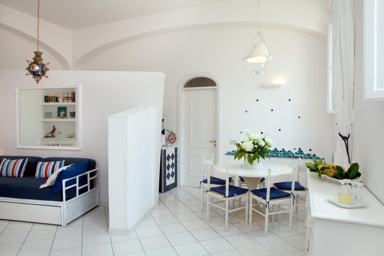Brasca Amalfi Rosa Canina มินอริ ภายนอก รูปภาพ