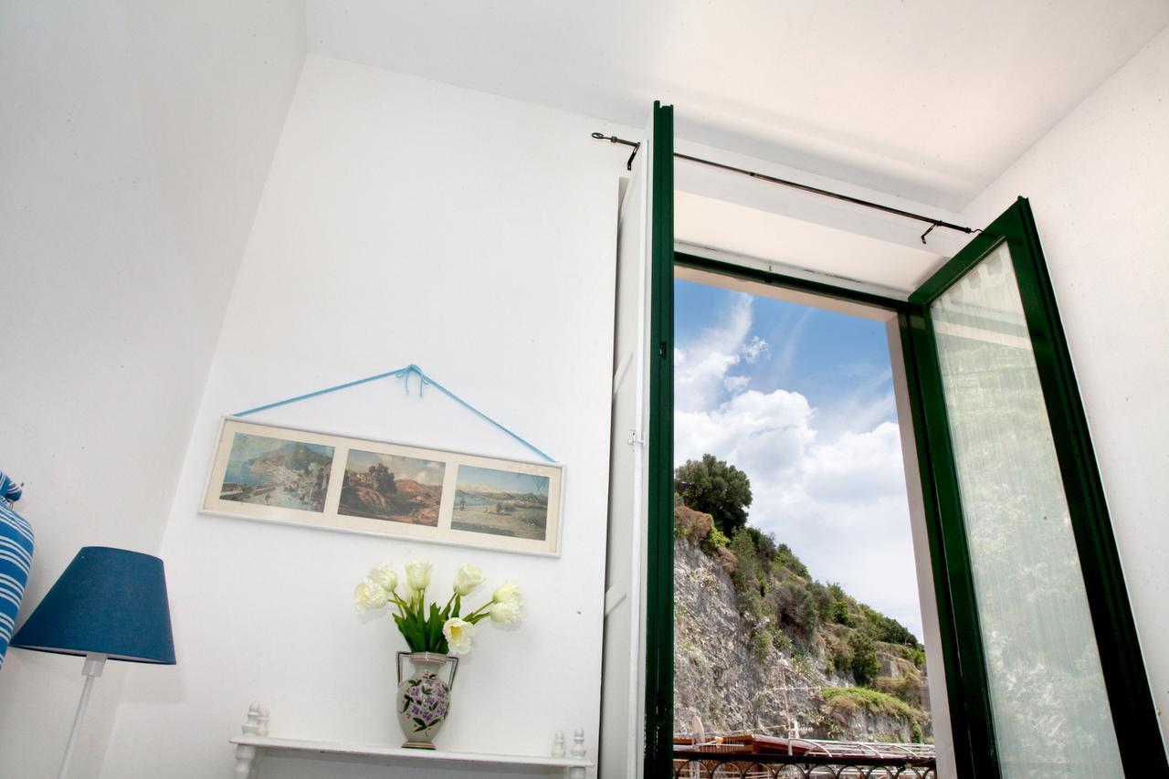 Brasca Amalfi Rosa Canina มินอริ ภายนอก รูปภาพ